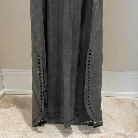 NWT Pampelone Iris Midi Dress Gray w/ Open Back / Embroidered Detail (Size M) - Picture 5 of 10